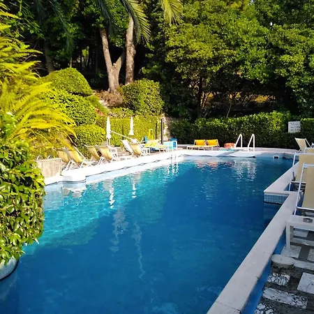 Apartamento Eurotel 406 *