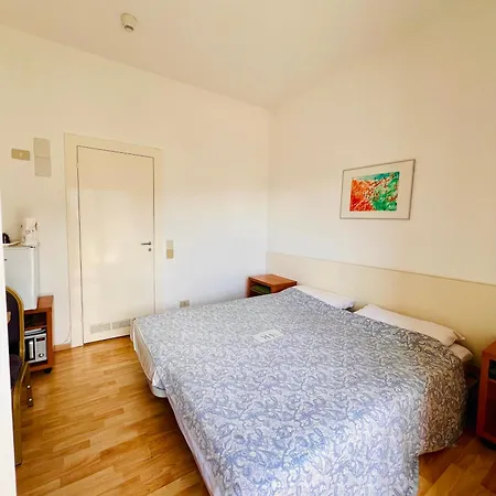 Апартаменты Eurotel 406 *